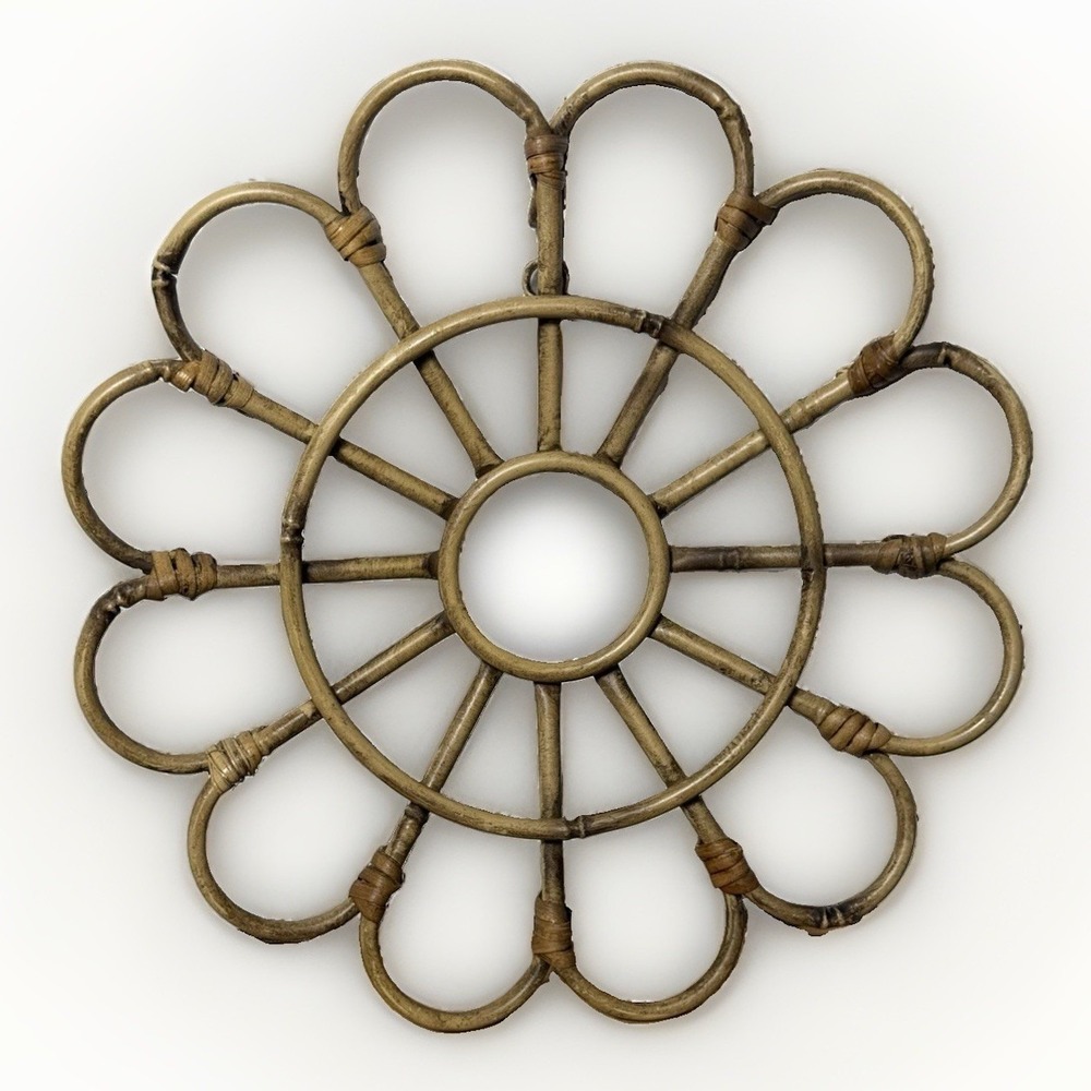 Flower Metal Rattan Style Flower Vintage Decor 60's/70s Groovy Retro MCM Mid Mod - Picture 2 of 5
